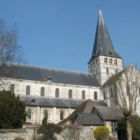 D'hotes Les Hostises De Boscherville Bed & Breakfast